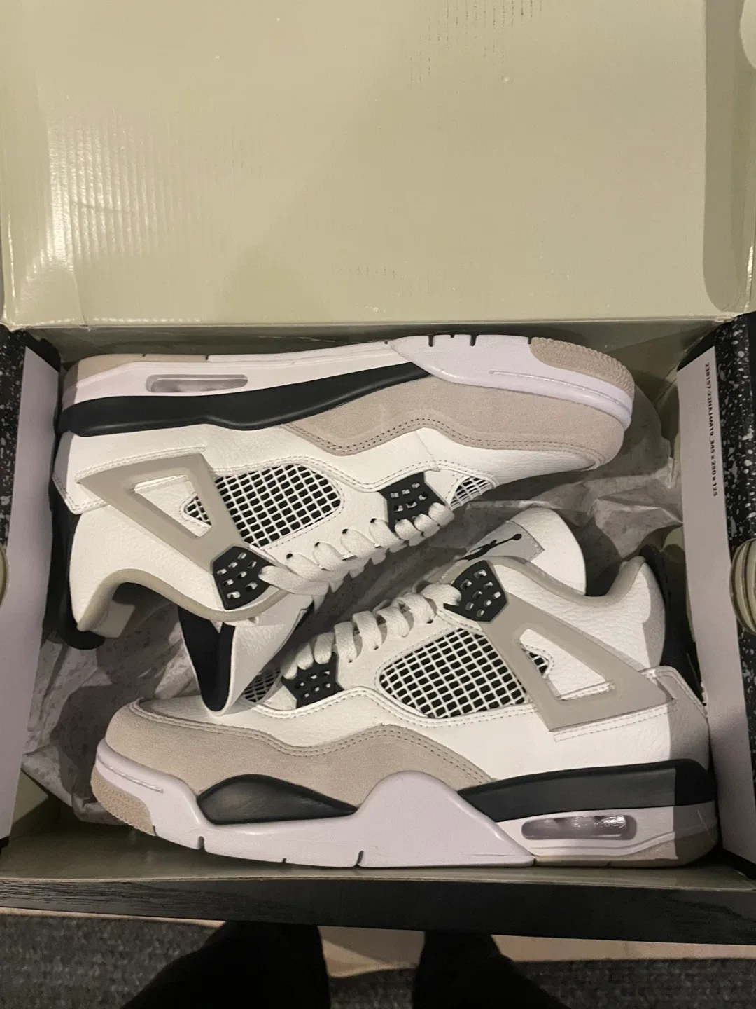 Air Jordan 4 Military Black Size 10 image indicator(2)