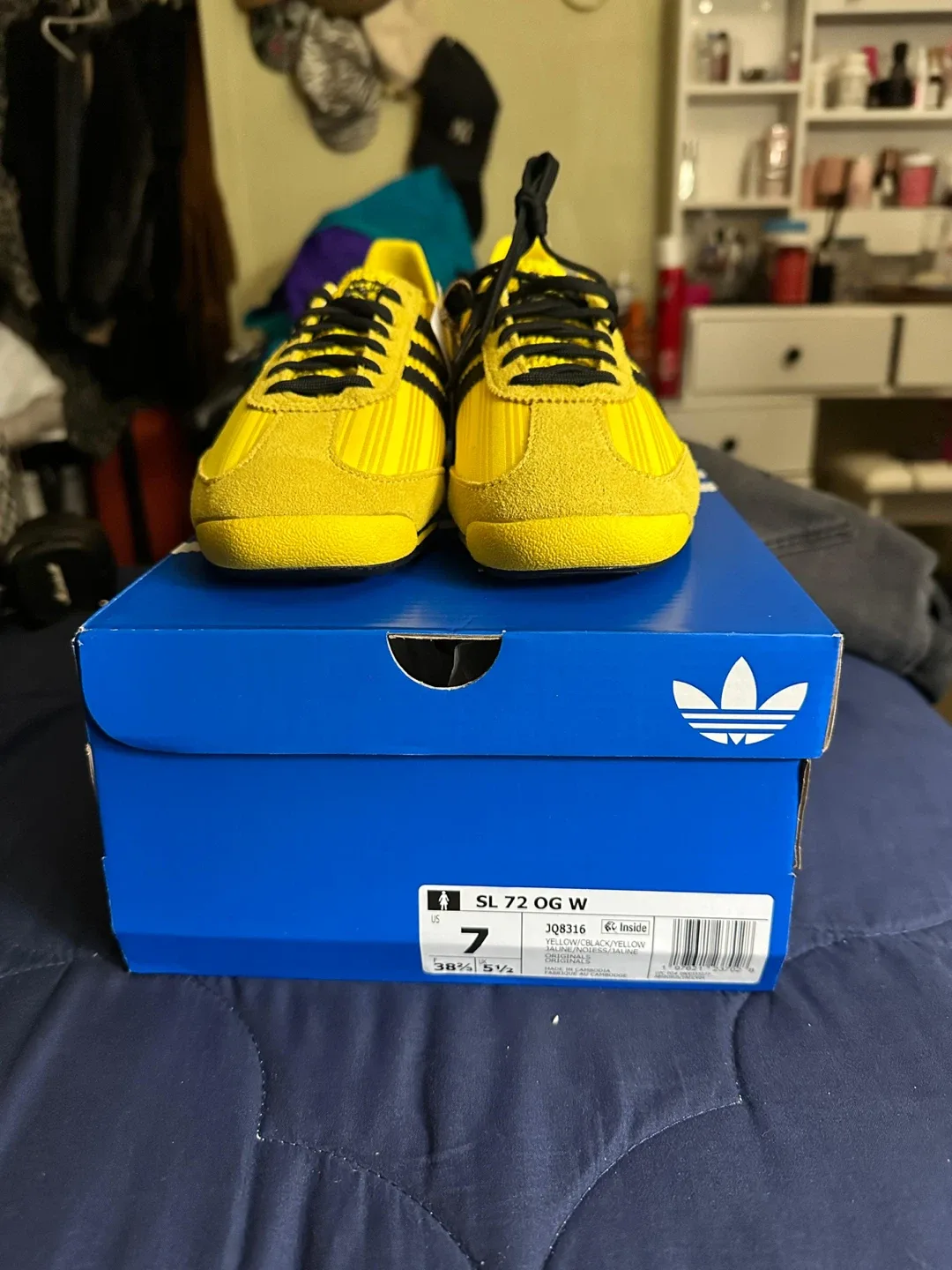 Adidas SL 72 OG W Yellow Sneakers - Size 7 image indicator(3)