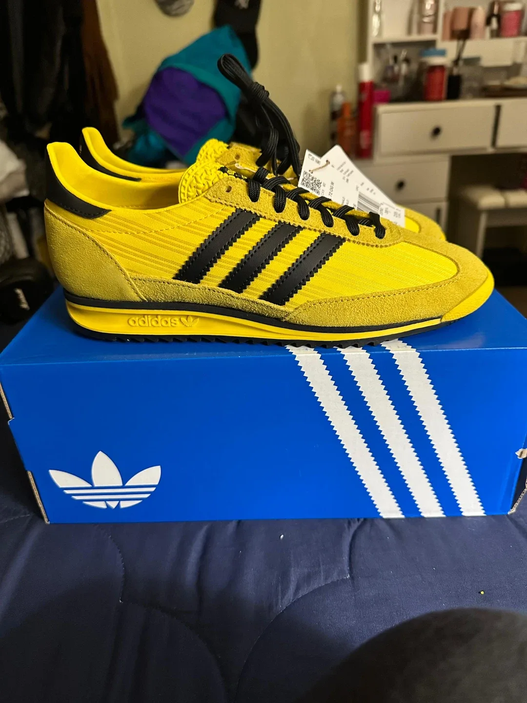 Adidas SL 72 OG W Yellow Sneakers - Size 7 image indicator(2)