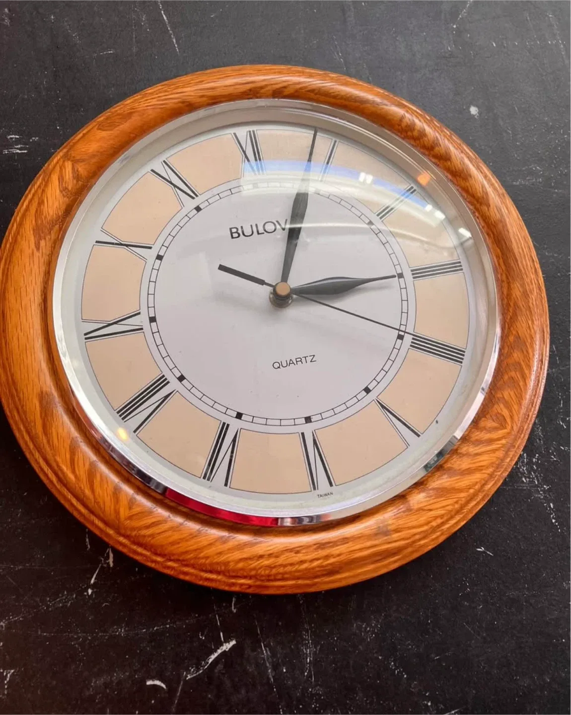 Bulova Wall Clock image indicator(2)