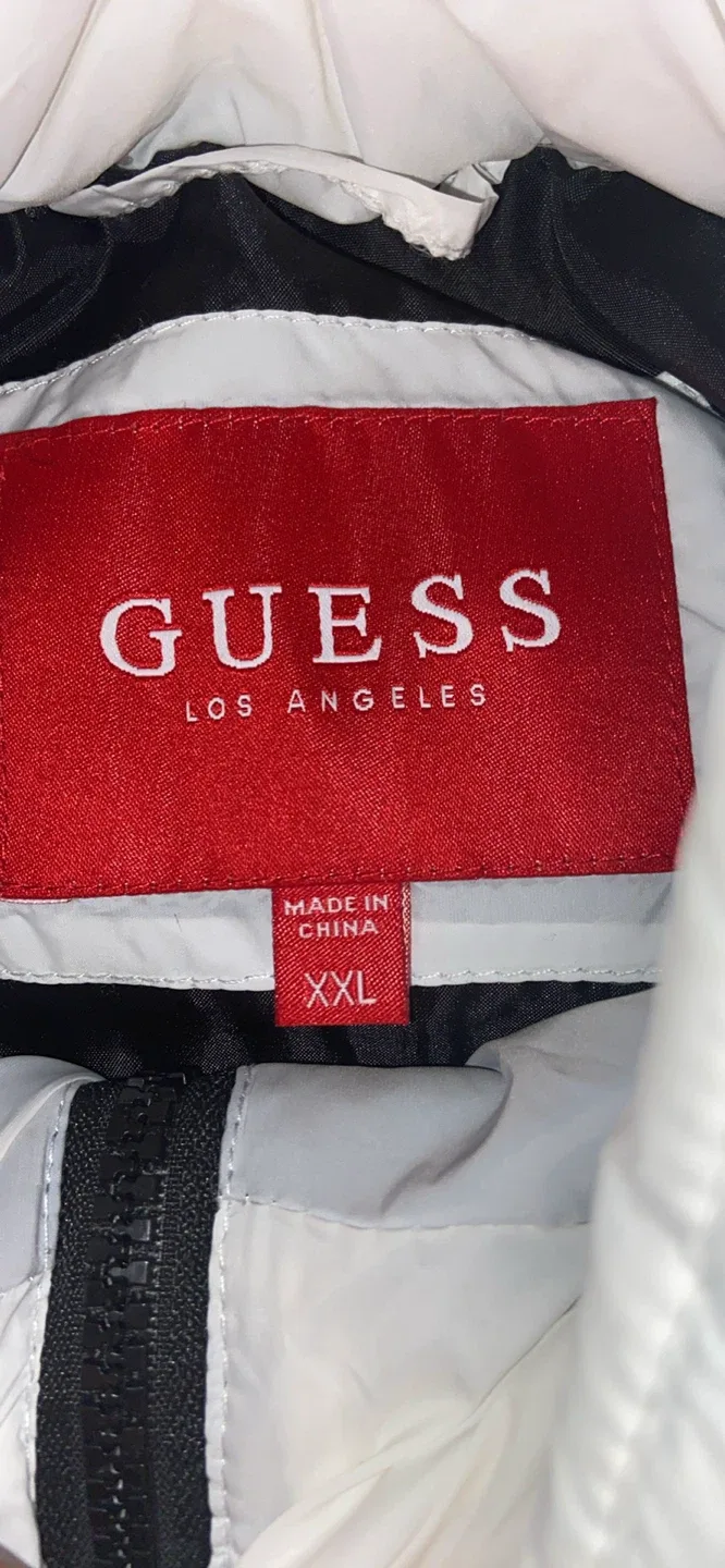 Nike XXL Black Puffer Jacket image indicator(6)