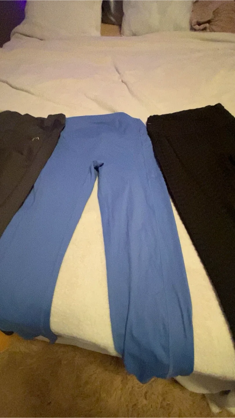 Lululemon & Zyia Leggings Bundle image indicator(5)