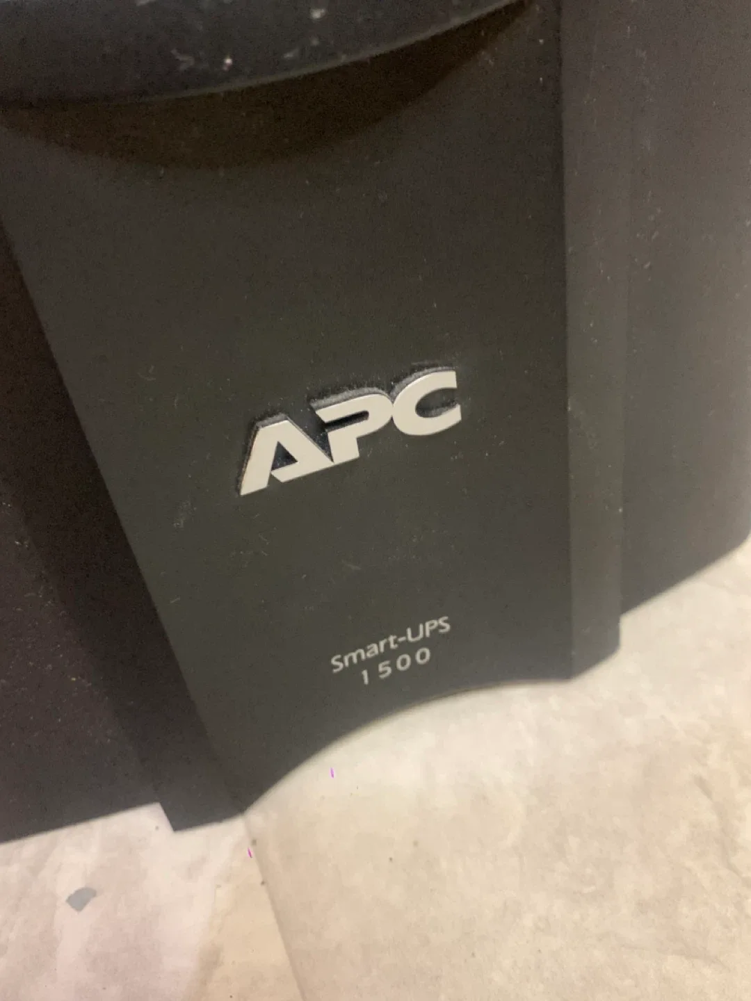 APC Smart-UPS 1500VA SMT1500 power supply - electronics image indicator(5)