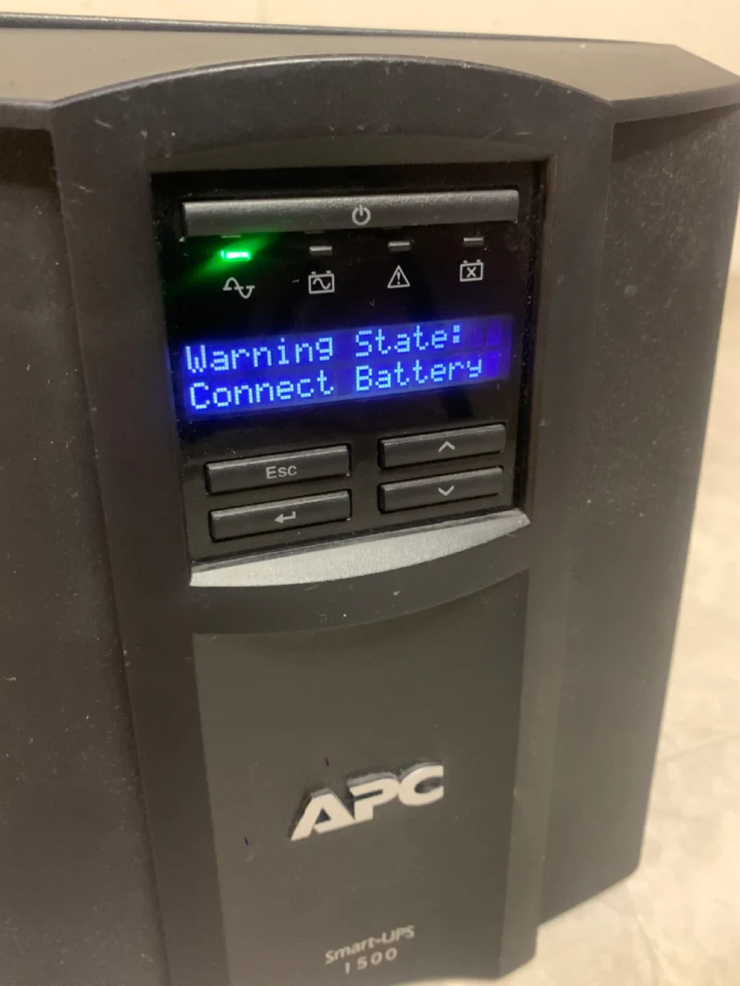 APC Smart-UPS 1500VA SMT1500 power supply - electronics image indicator(4)