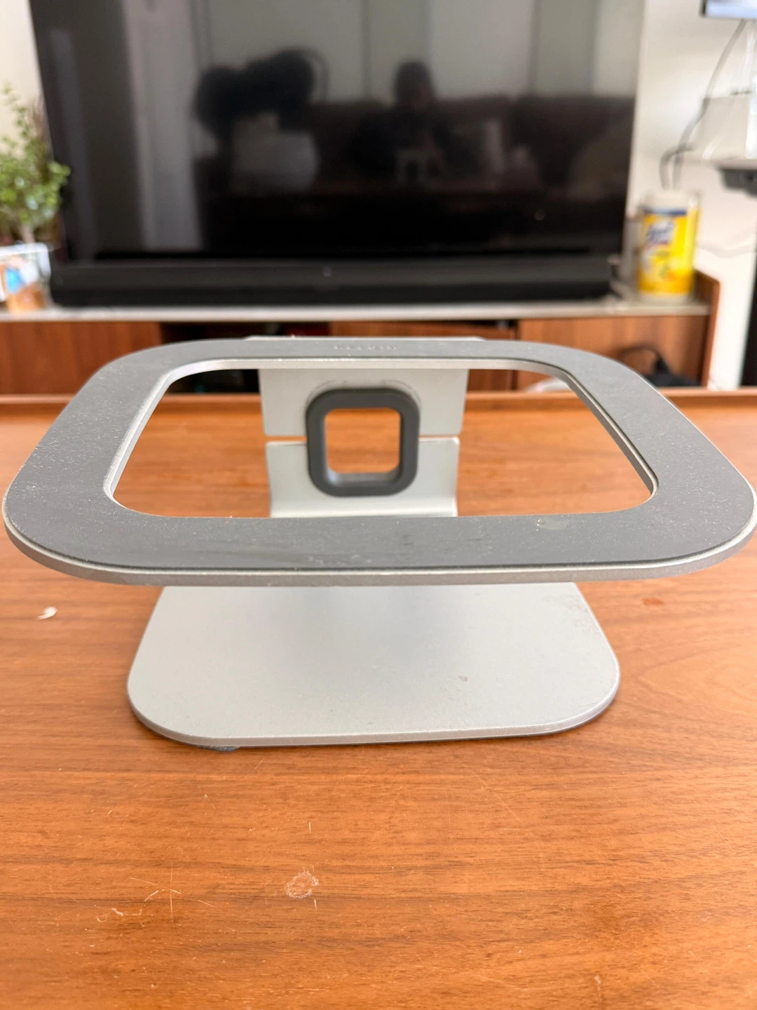 Belkin Monitor Stand - photo 2