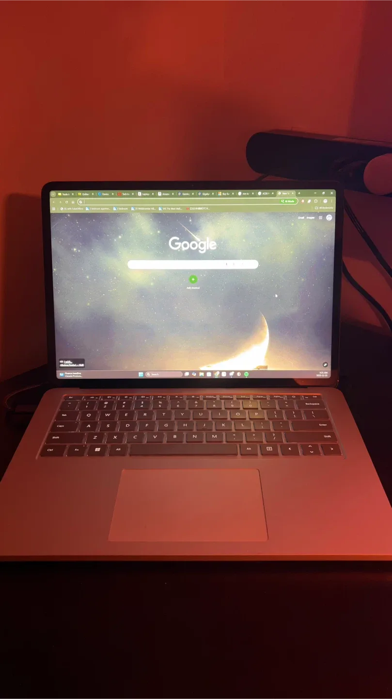 Surface laptop studio image indicator(2)