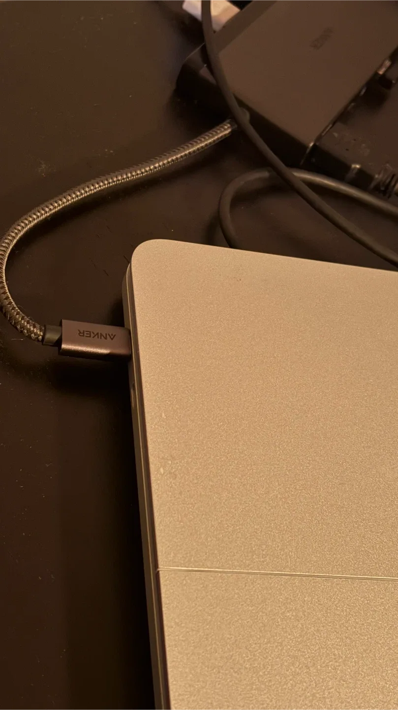 Surface laptop studio image indicator(6)