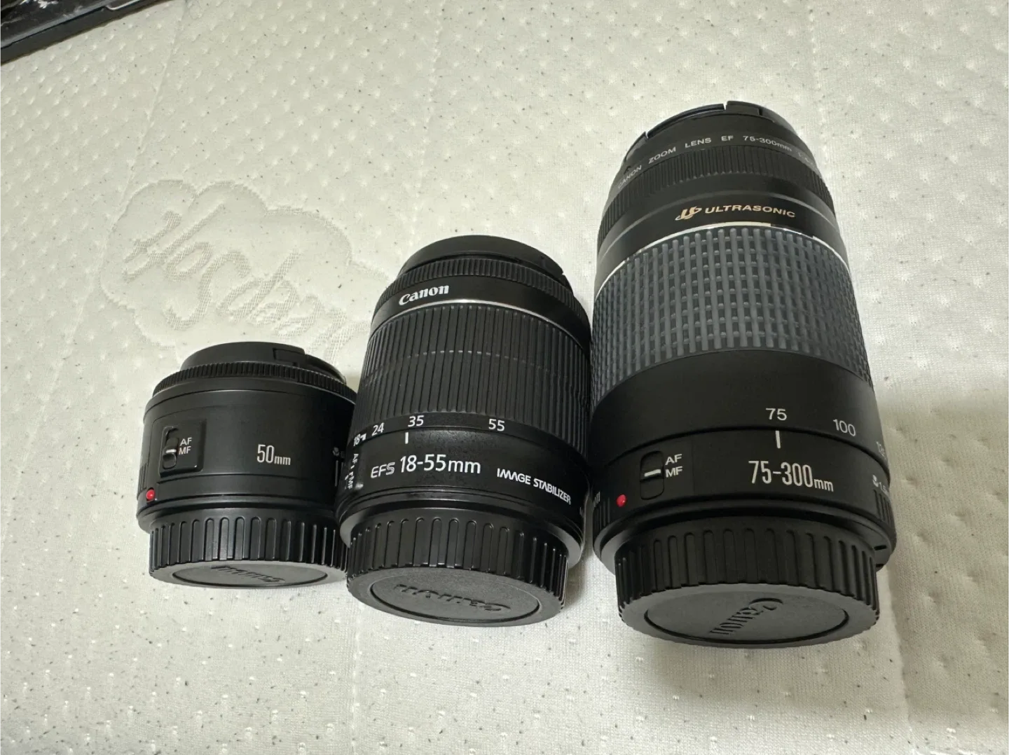 Canon EOS Rebel T5i DSLR Camera with 3 Lenses image indicator(2)