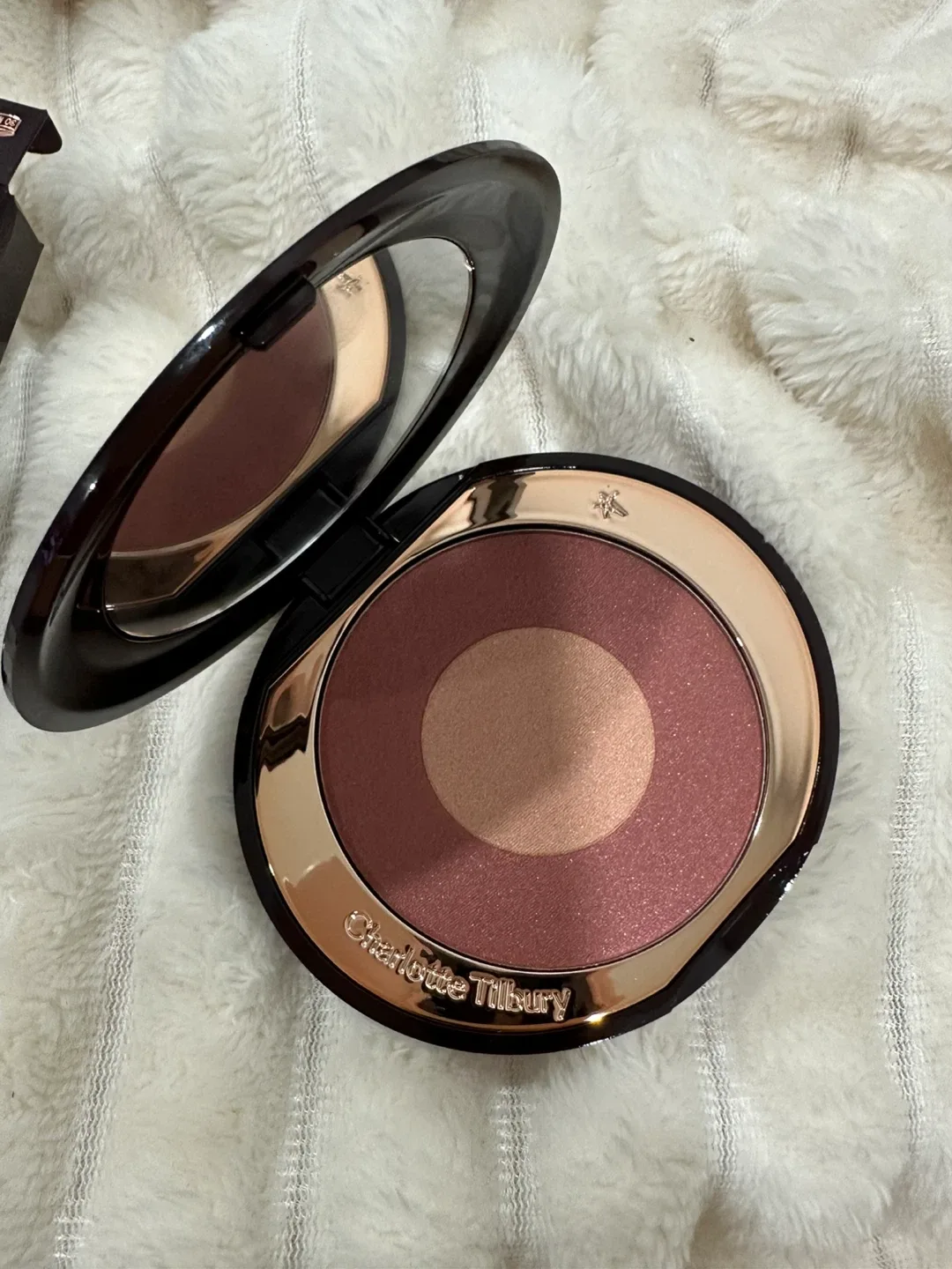 Charlotte Tilbury Cheek to Chic Blush - Walk of No Shame