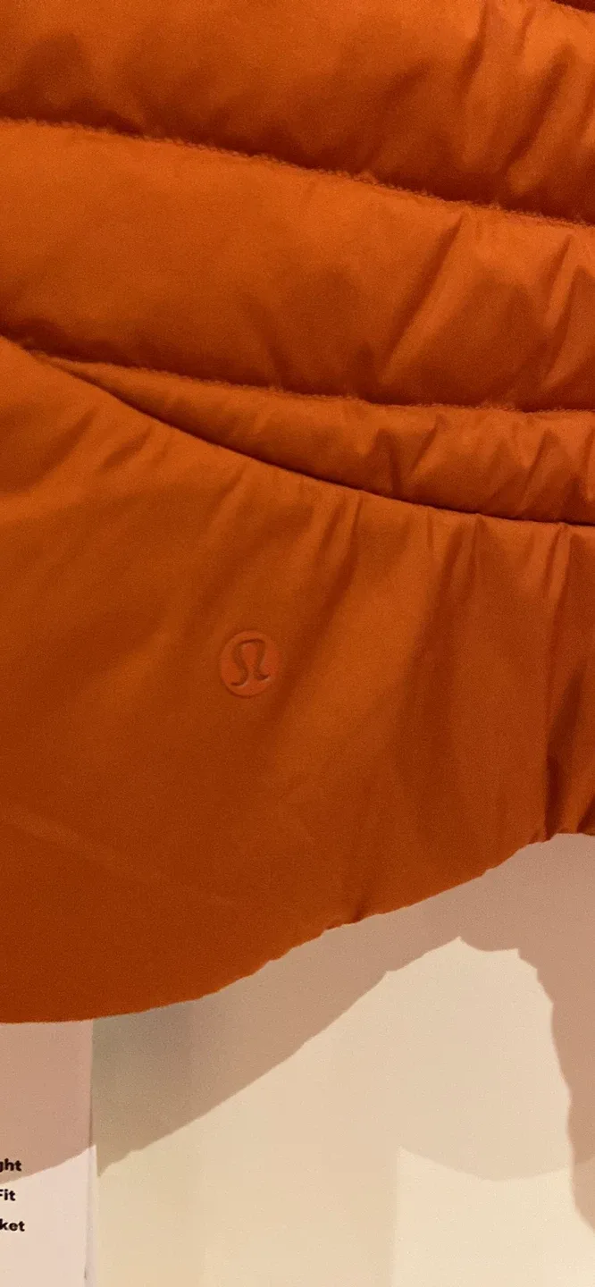 Lululemon Primaloft Puffer Jacket - Size 6 image indicator(6)