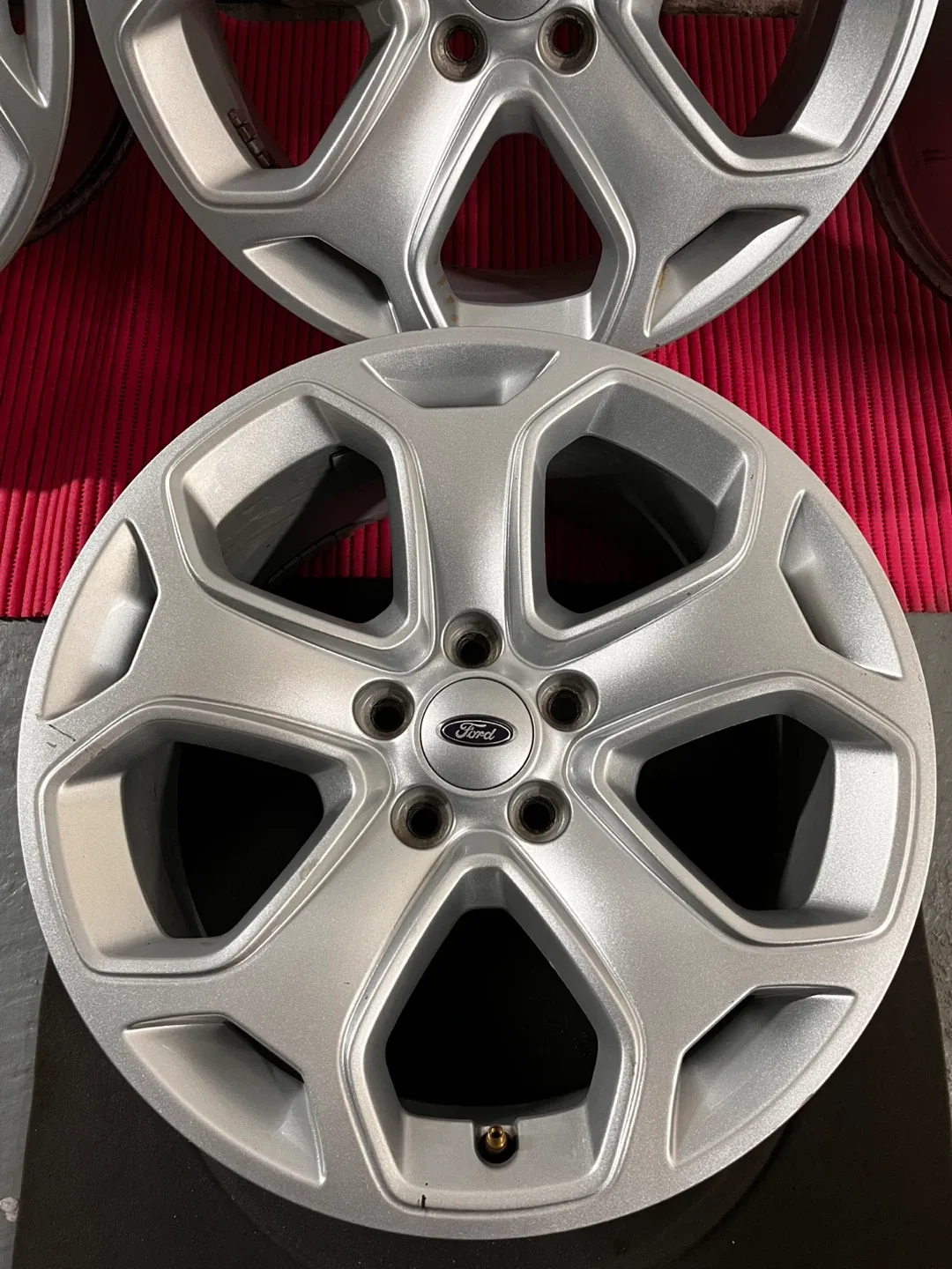 Rims for Ford Edge / Lincoln MKX 18” with TPMS Sensors image indicator(6)