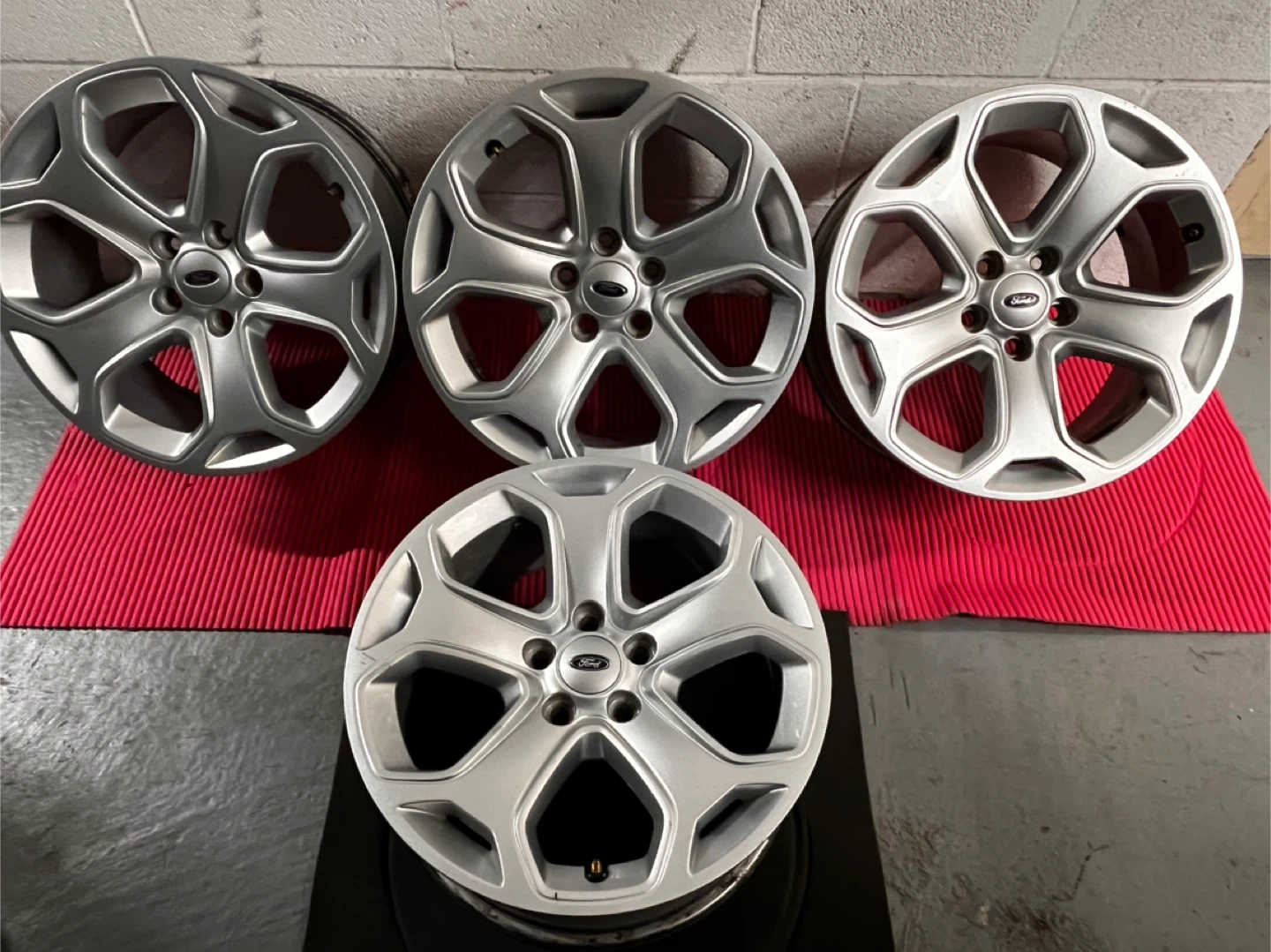 Rims for Ford Edge / Lincoln MKX 18” with TPMS Sensors