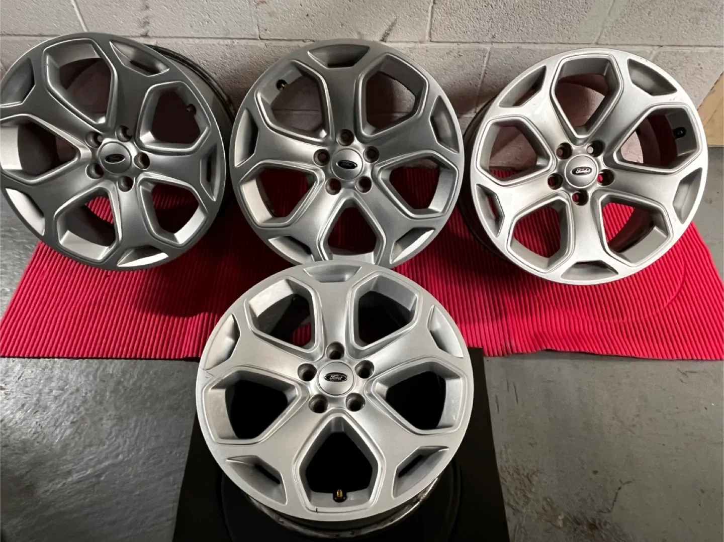 Rims for Ford Edge / Lincoln MKX 18” with TPMS Sensors