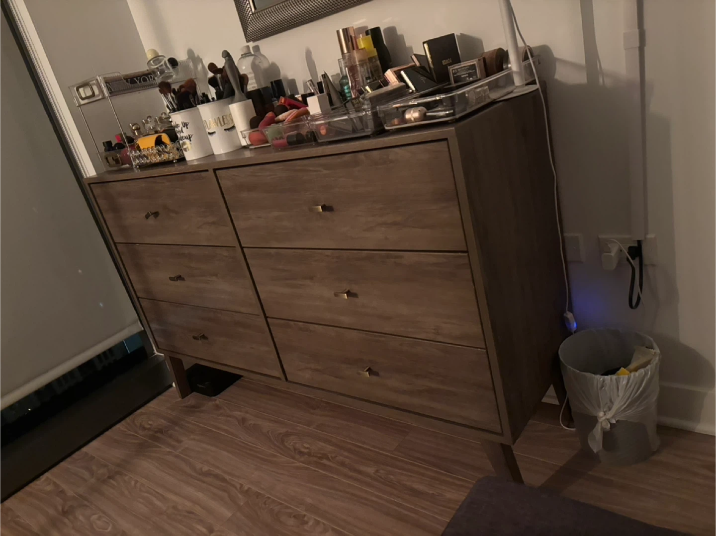 Brown 6-Drawer Dresser - photo 3
