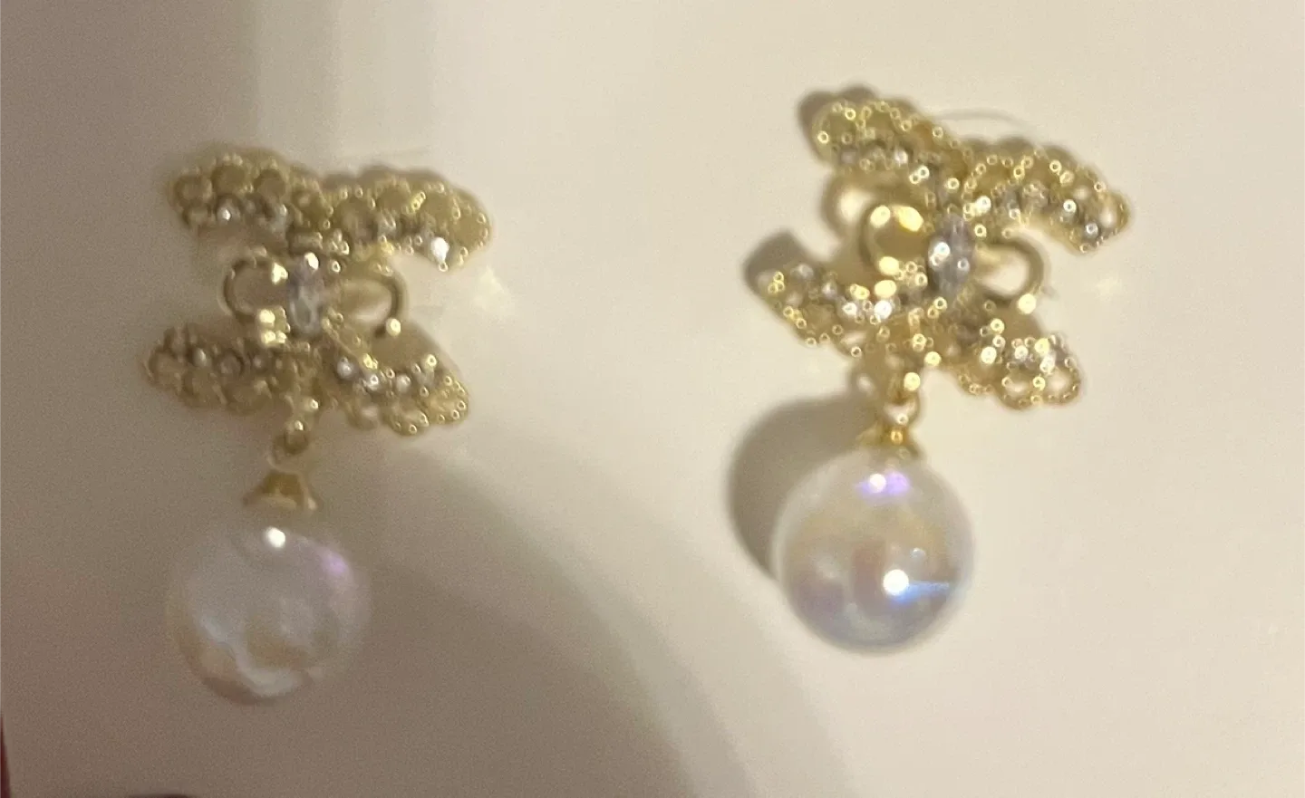 Chanel Earrings image indicator(3)