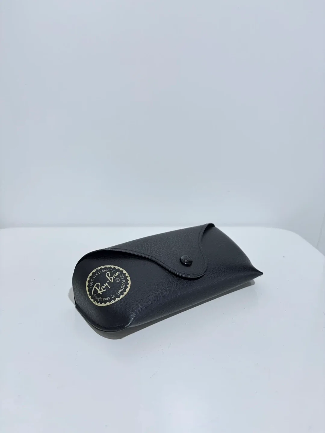 Rayban Sunglasses image indicator(5)