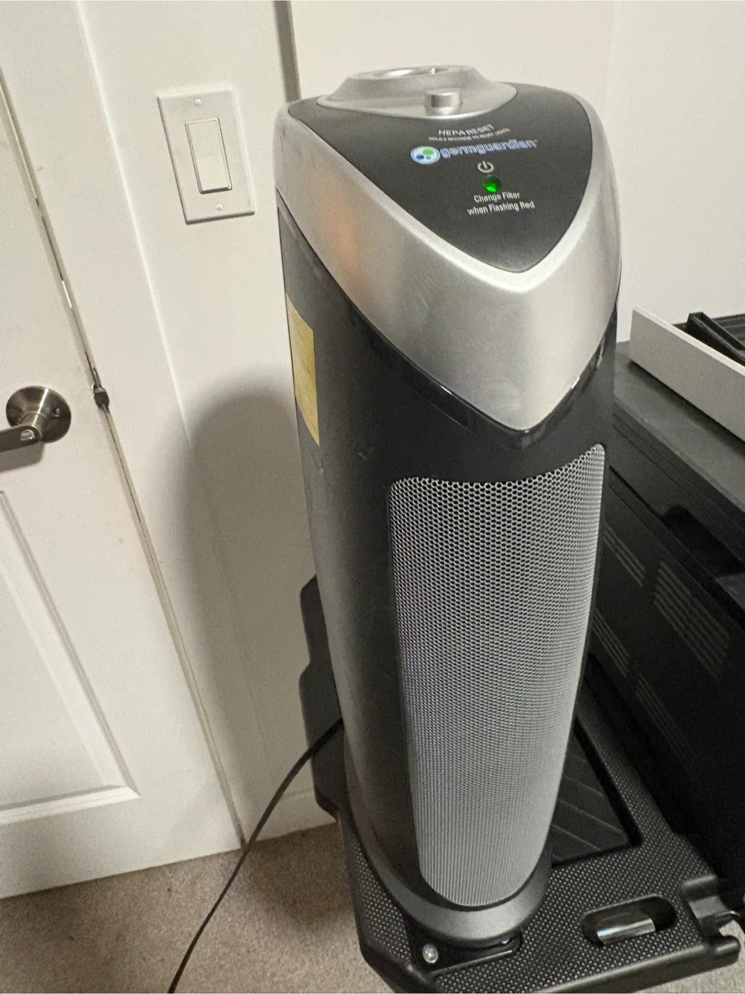 GermGuardian HEPA Air Purifier image indicator(2)