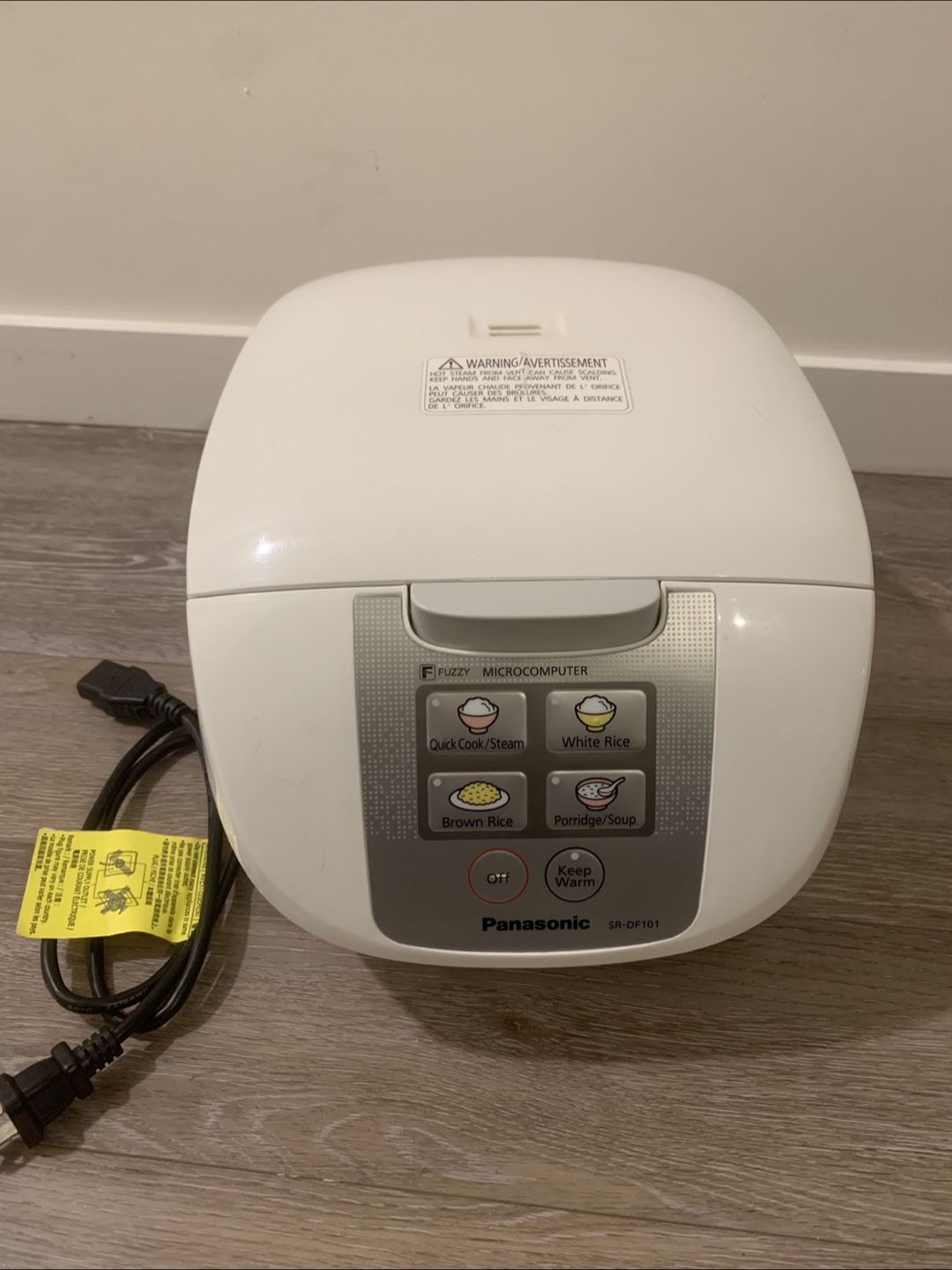 Panasonic SR-DF101 Fuzzy Microcomputer Rice Cooker