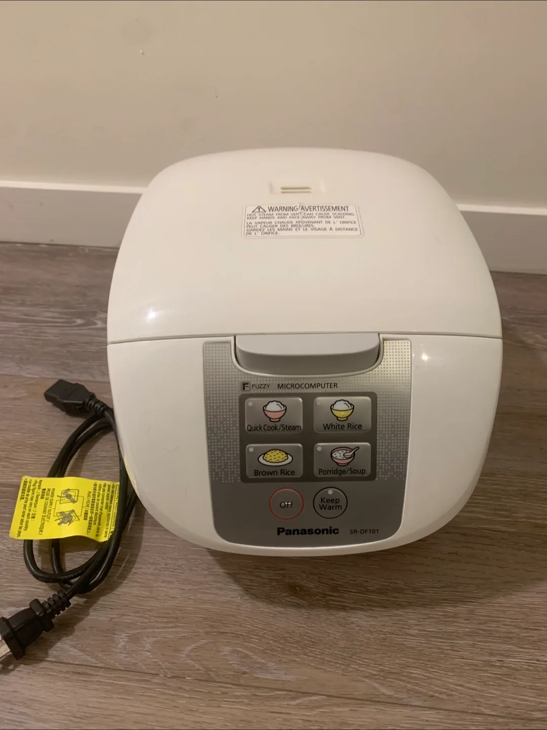 Panasonic SR-DF101 Fuzzy Microcomputer Rice Cooker