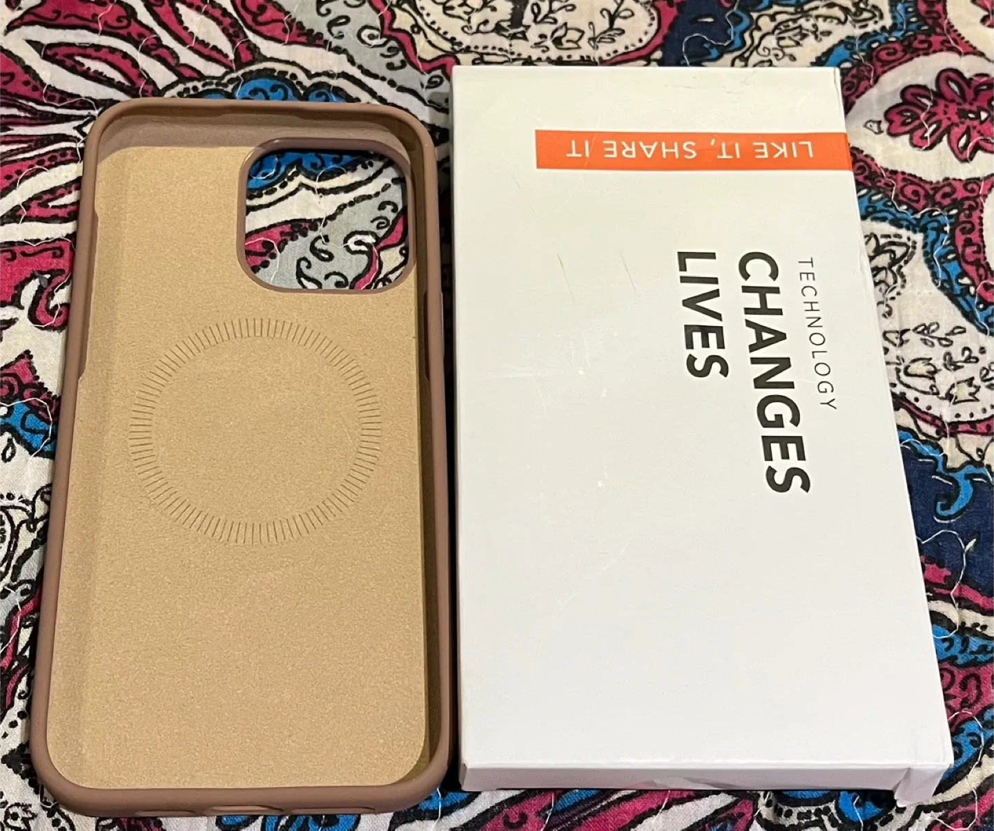 Vaucas-C1 iPhone 15 6.7" Case - Brown