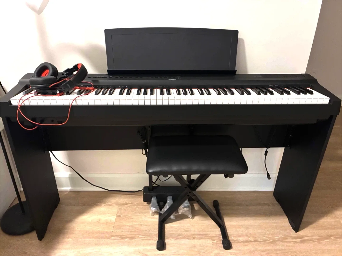 Yamaha P125 Keyboard Piano