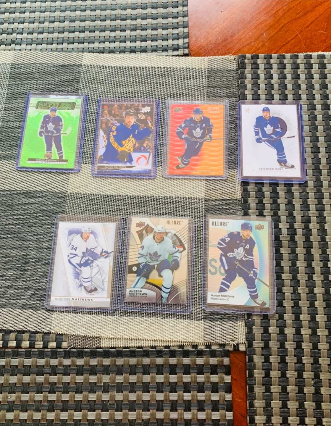 TML Austin Matthews Upper Deck Hockey Trading Cards