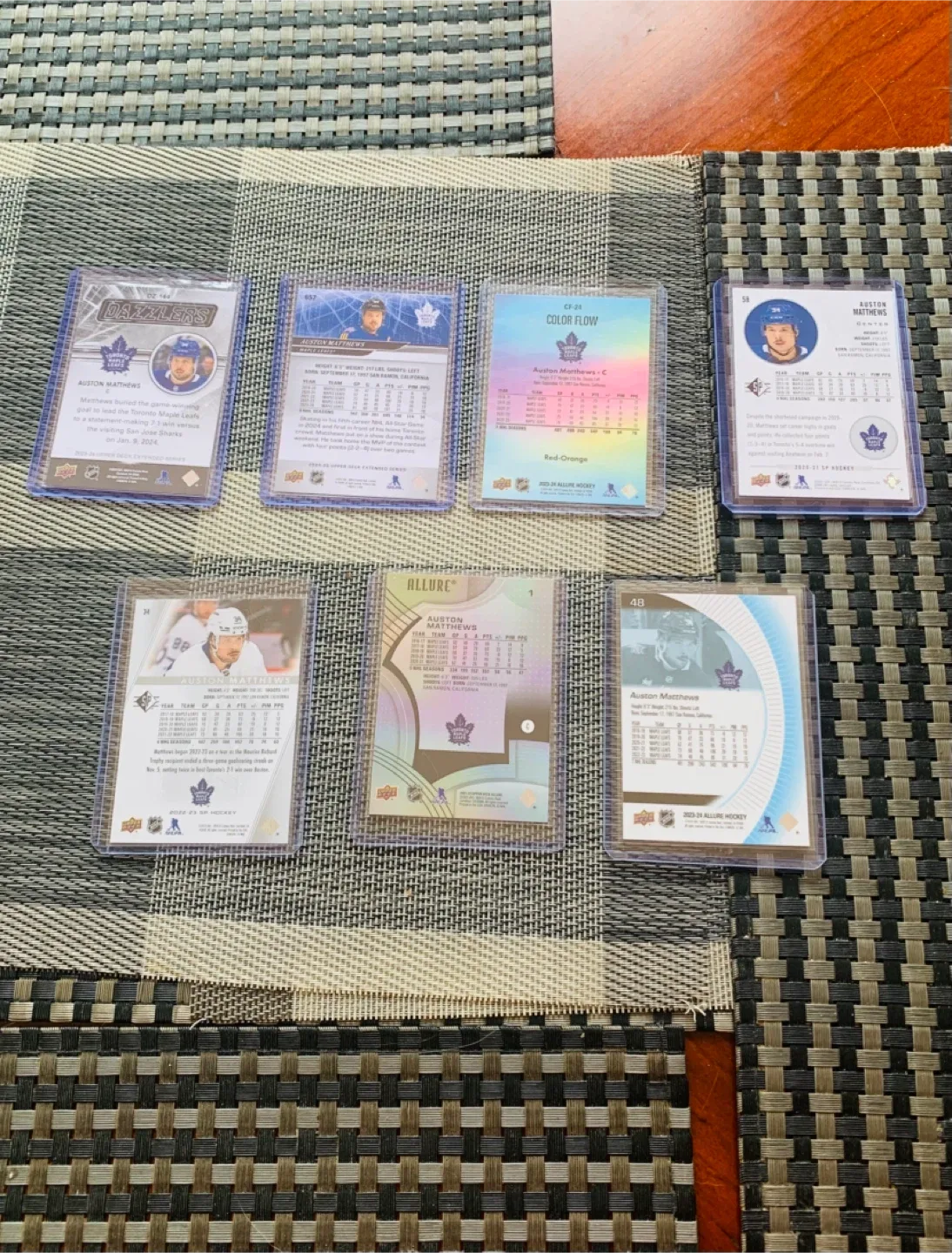 TML Austin Matthews Upper Deck Hockey Trading Cards image indicator(2)