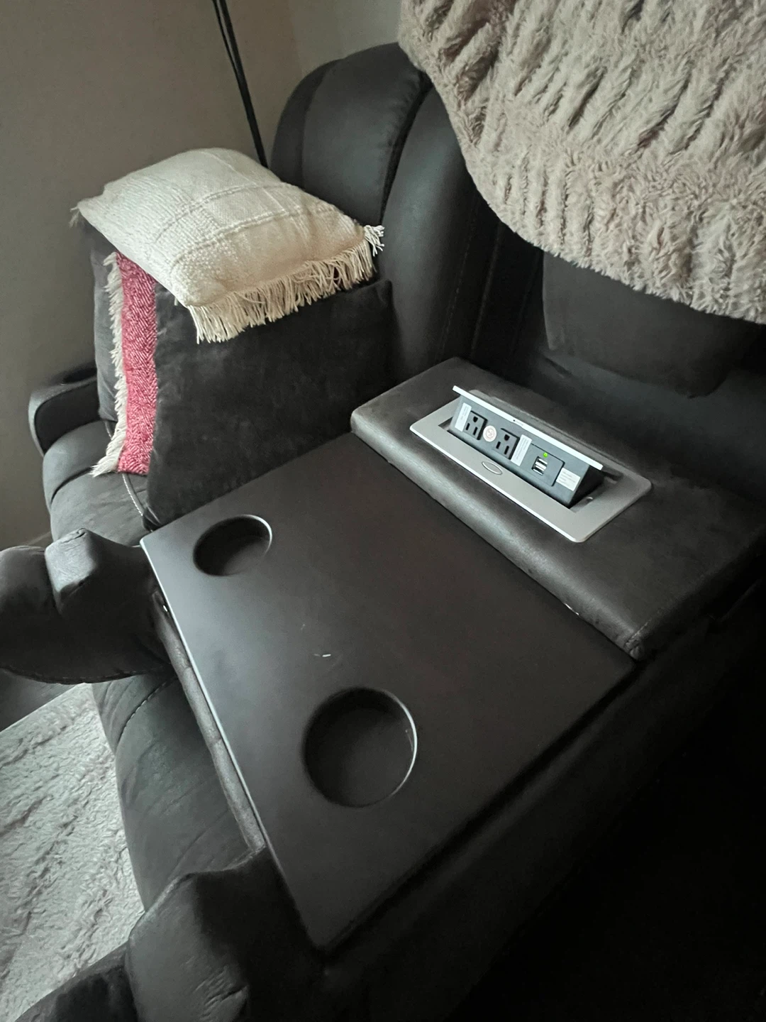 Reclining Sofa with Console - photo 4