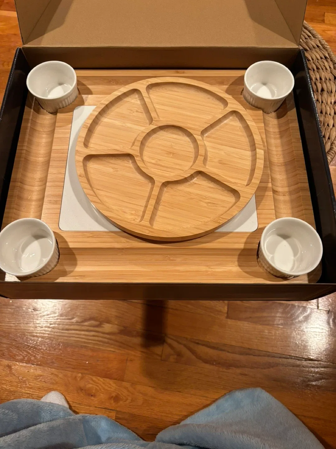 Charcuterie cheeseboard Bamboo Serving Set - New in Box