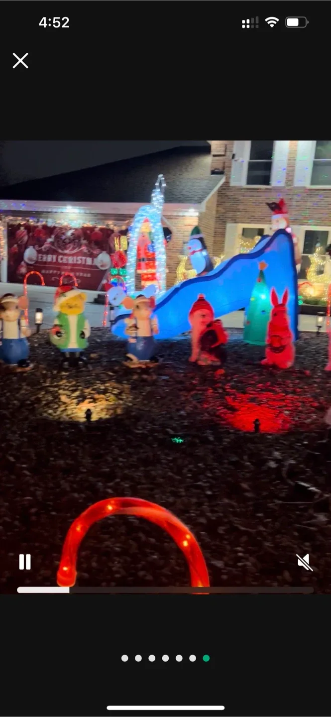 Christmas Inflatables Set image indicator(7)