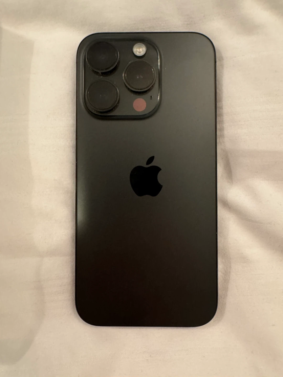 iPhone 15 Pro - photo 4