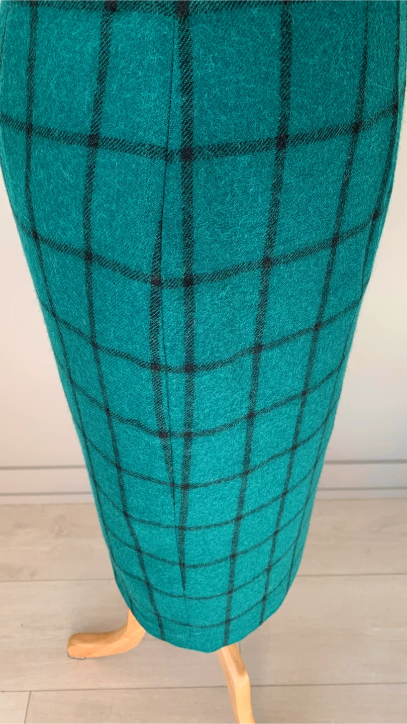 Vintage 90's Green Plaid Wool Pencil Skirt S/M (Petit 9) - photo 4