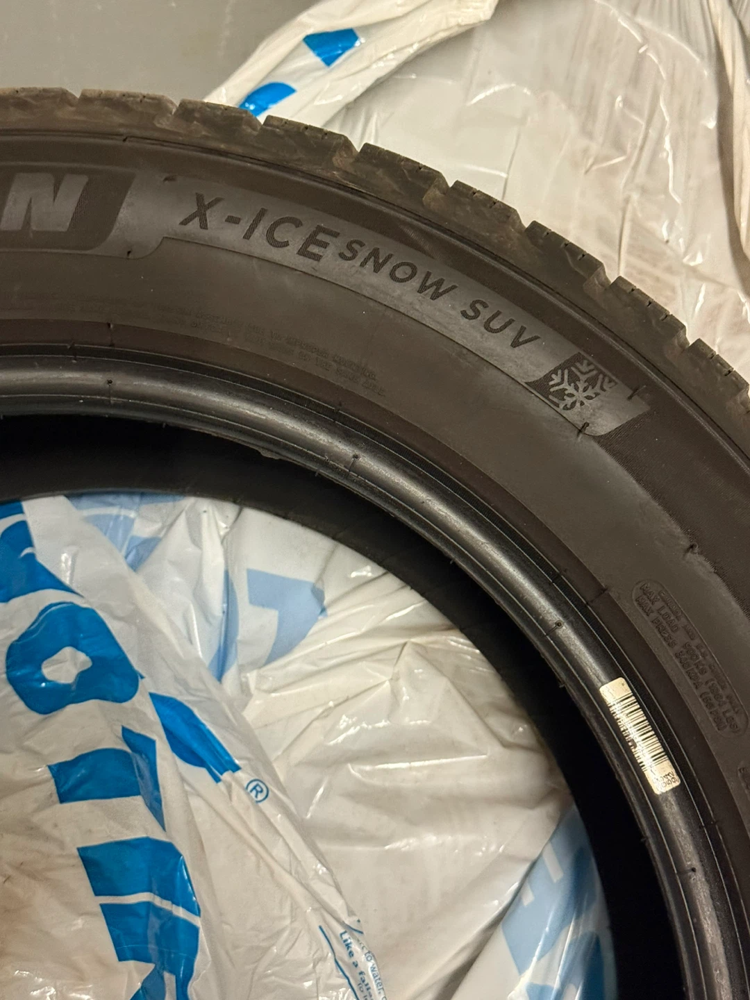 Michelin X-Ice Snow SUV Tire 235/55R18 - photo 3