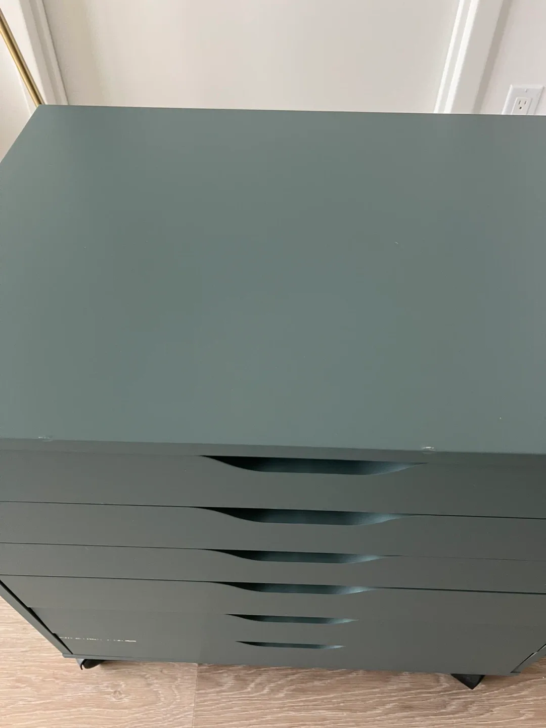 Drawer Unit on Casters 26”x26” image indicator(2)