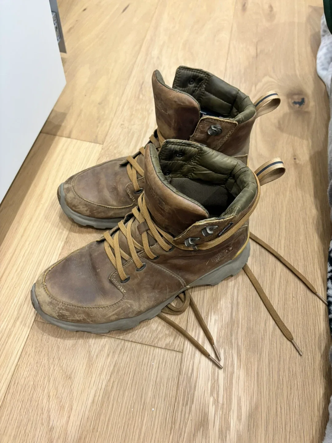 The North Face Leather Hiking Boots - Men's US 9.5 image indicator(1)