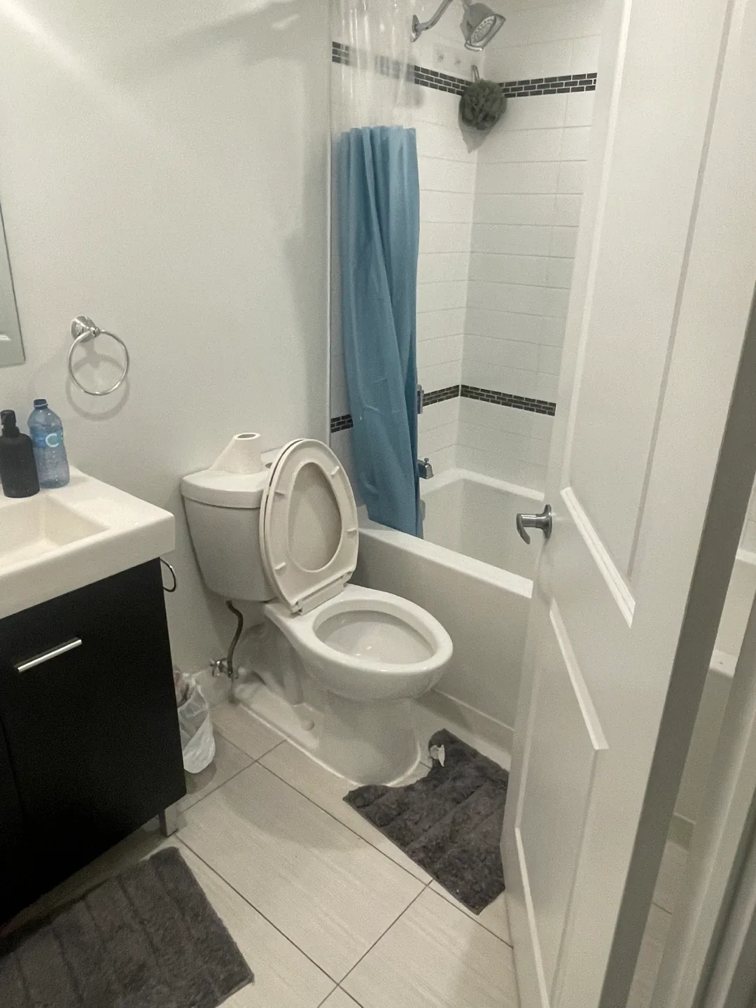 Room for rent image indicator(5)