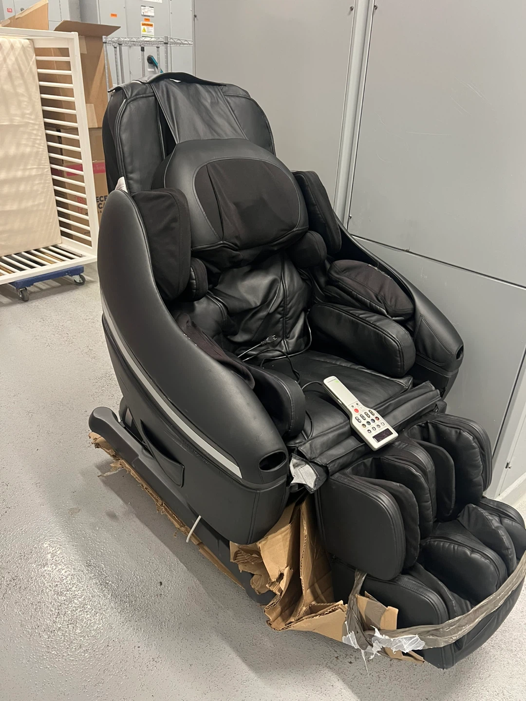 Dreamwave Massage Chair - Black - photo 3