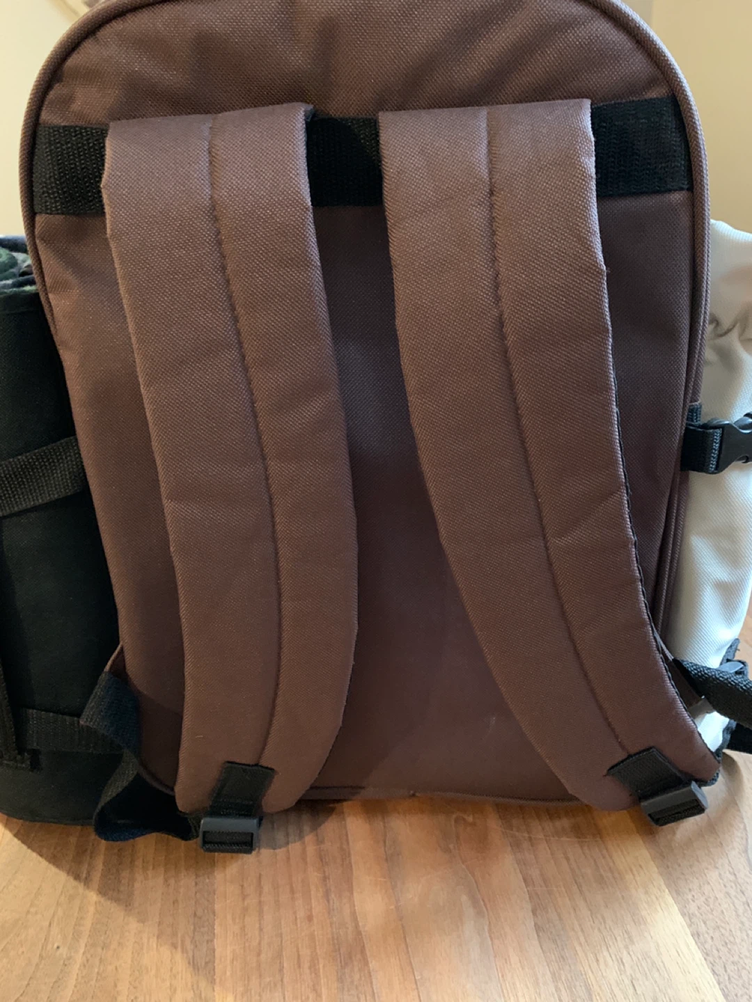 Picnic Backpack Set - Brown - photo 4