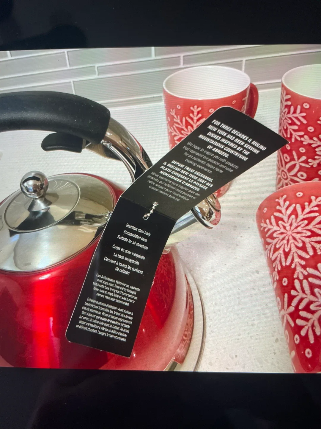 New Staub Kettle & 4 Mugs Set - Red Snowflake image indicator(5)