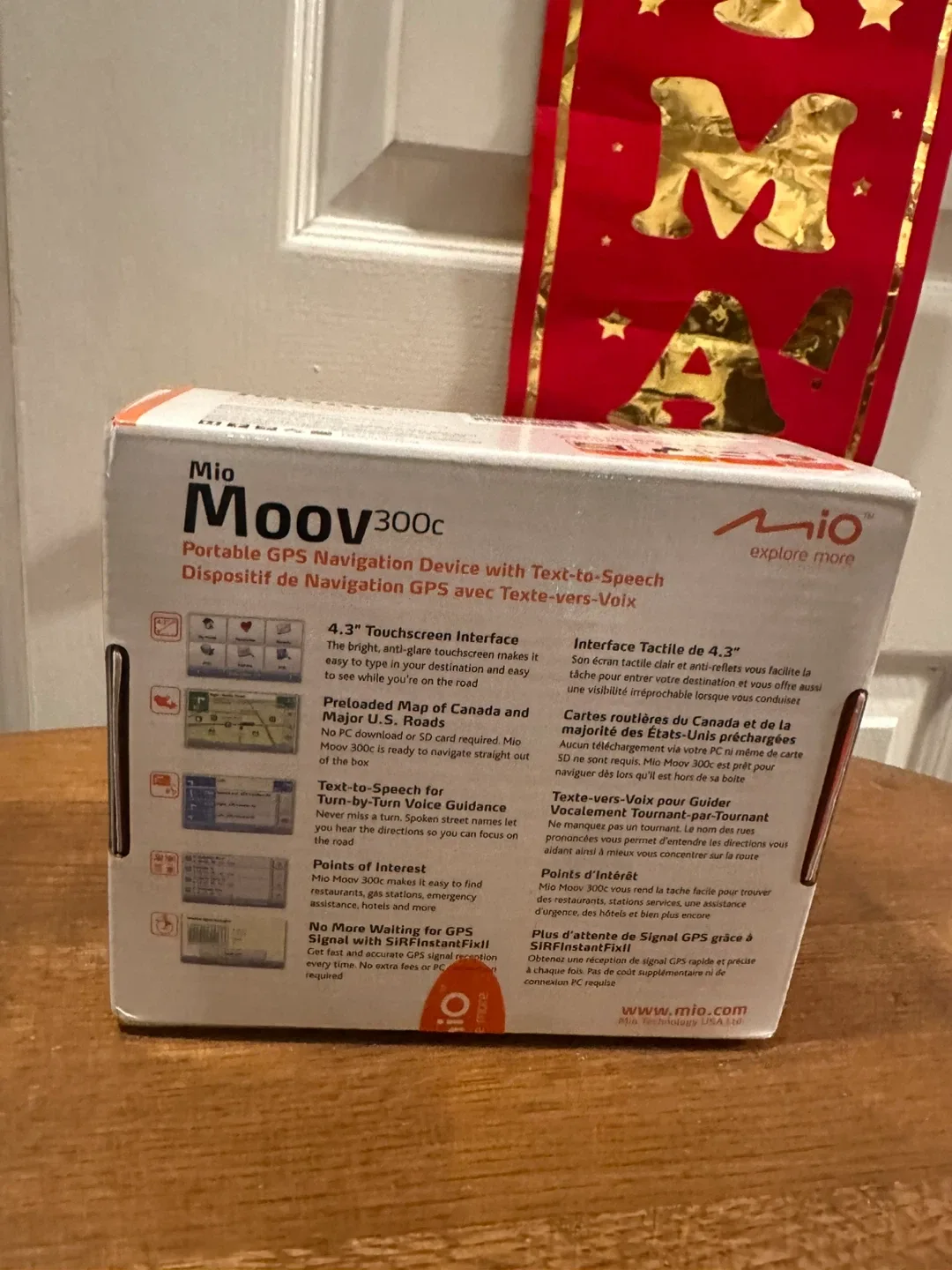 Mio Moov 300c Portable GPS Navigation System image indicator(2)