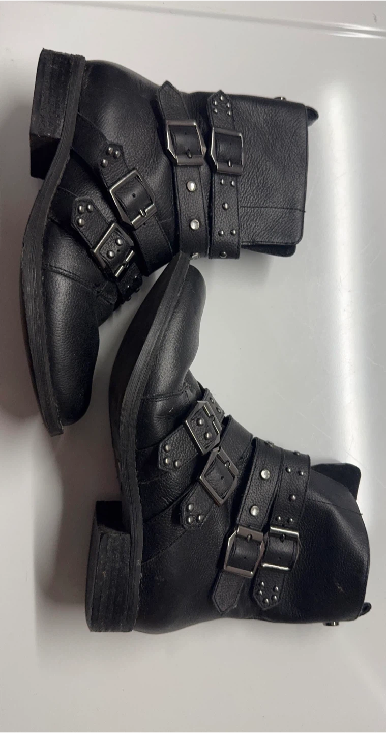 Black Leather Ankle Boots with Buckle Straps - photo 2