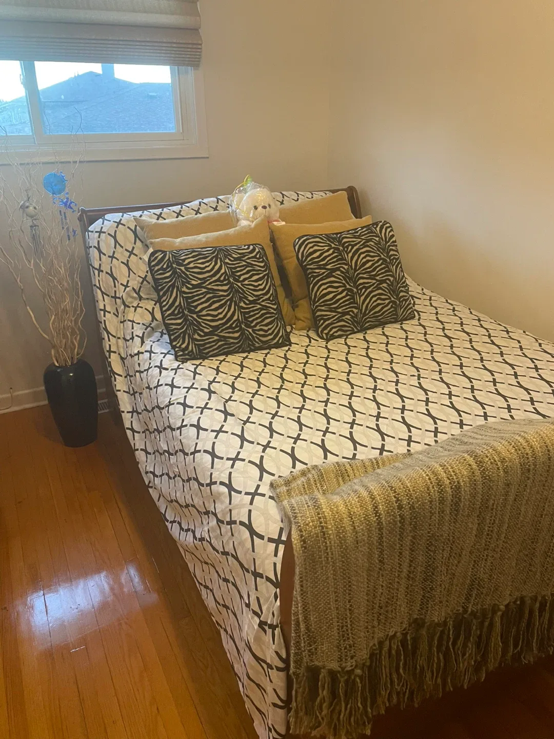 Furnished rooms for rent image indicator(2)