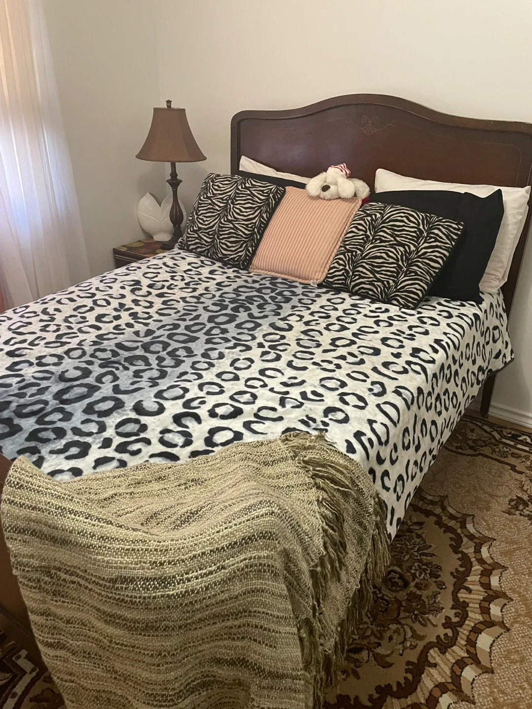 Furnished rooms for rent image indicator(4)