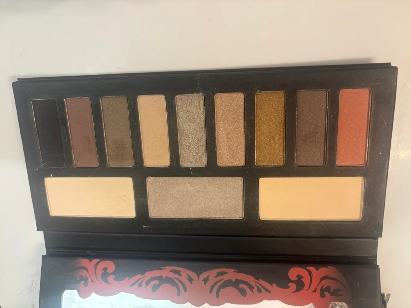 Kat Von D Monarch Eyeshadow Palette image indicator(3)