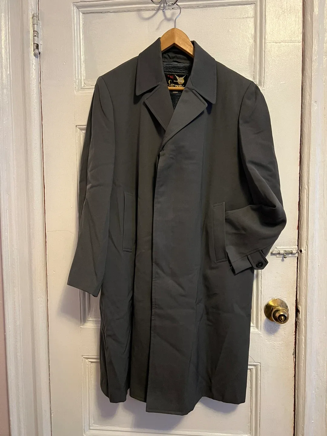 Men winter coat in gray with a removable cozy warm lining