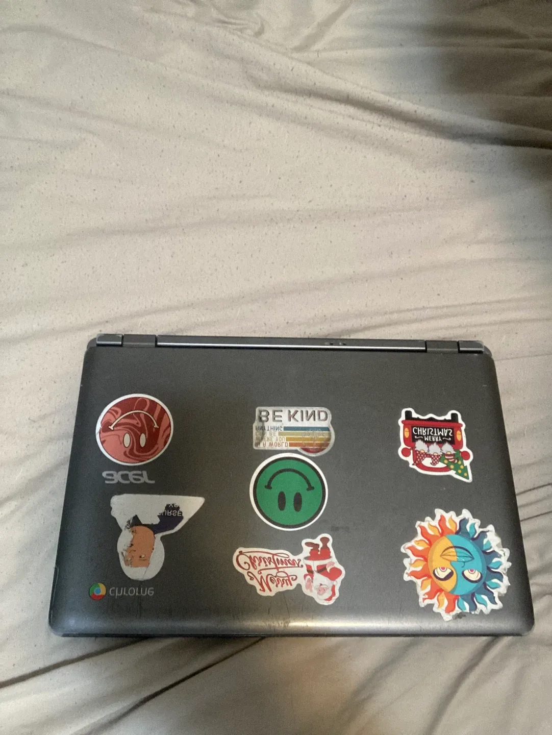 Acer Chromebook - Great Condition image indicator(2)