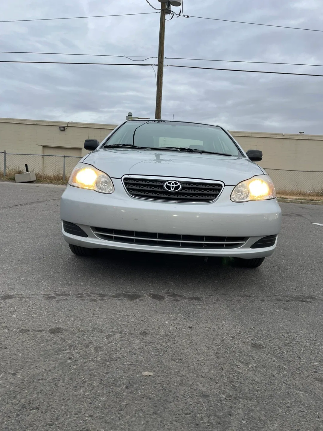 2007 Toytao Corolla CE 4cly 1.8L LOW KM