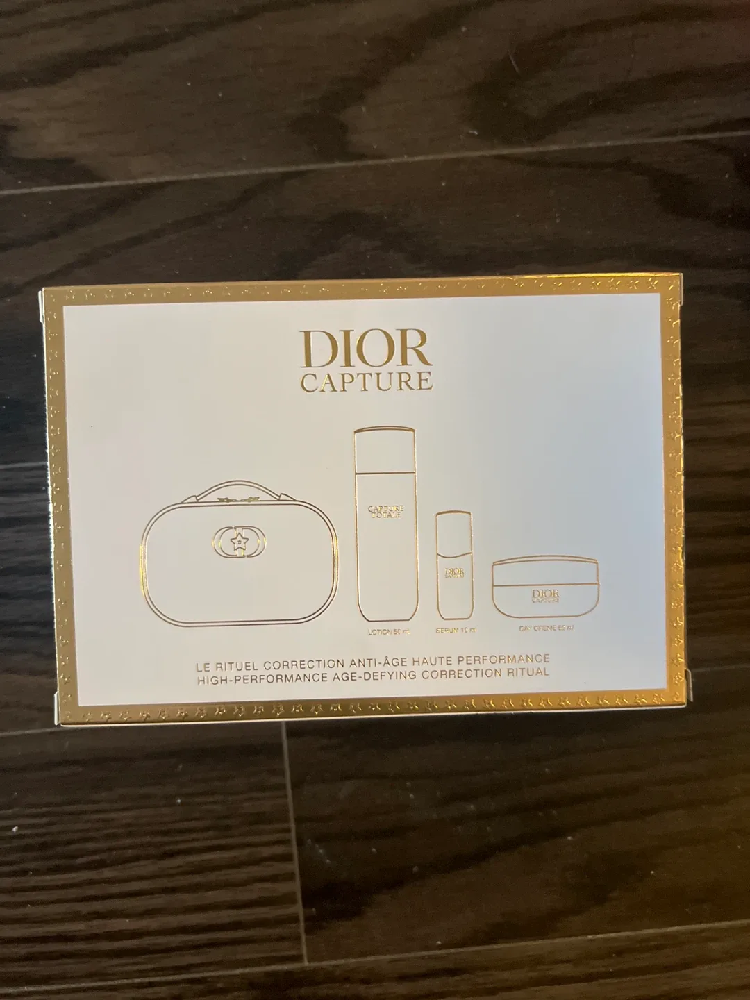 Dior Capture Totale Skincare Set image indicator(3)