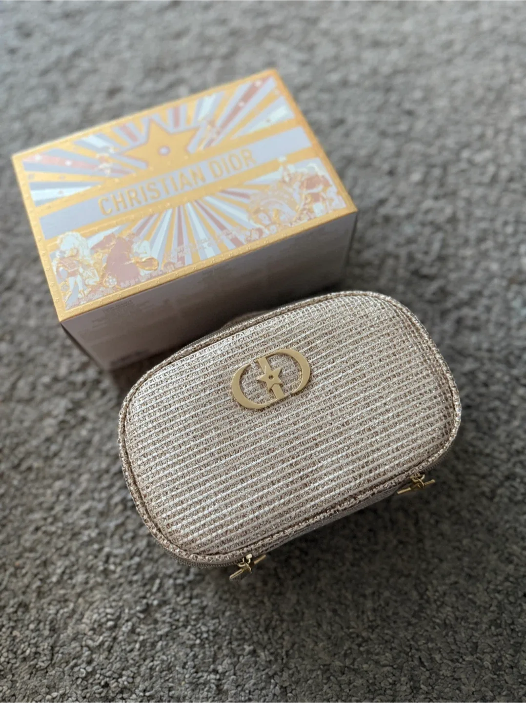 Christian Dior Vanity Case with Box image indicator(4)