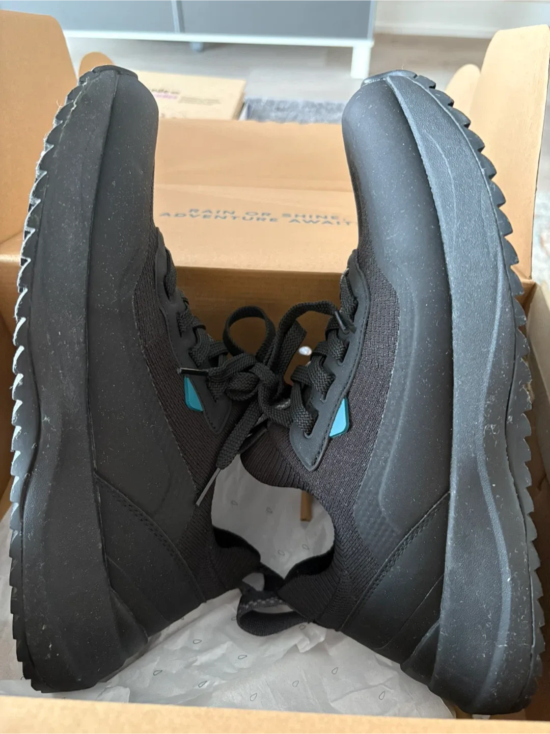 Vessi Stormburst Low Top - Men's US 10 image indicator(4)